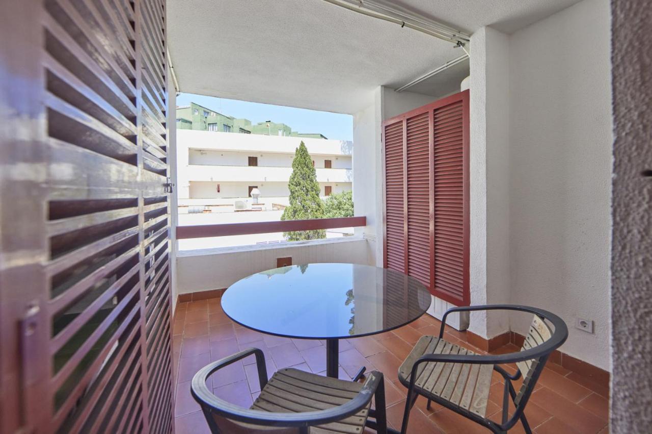 Nura Houses Magaluf Apartment 1 Bagian luar foto